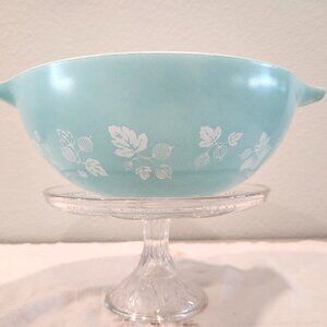 Vintage JAJ Pyrex Duck Egg Blue Gooseberry Cinderella Mixing Bowl 444 Equivalent